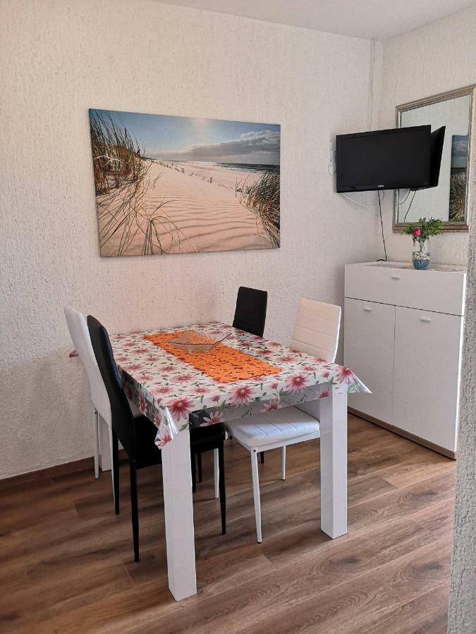 Apartments Nikola Krk Town Buitenkant foto